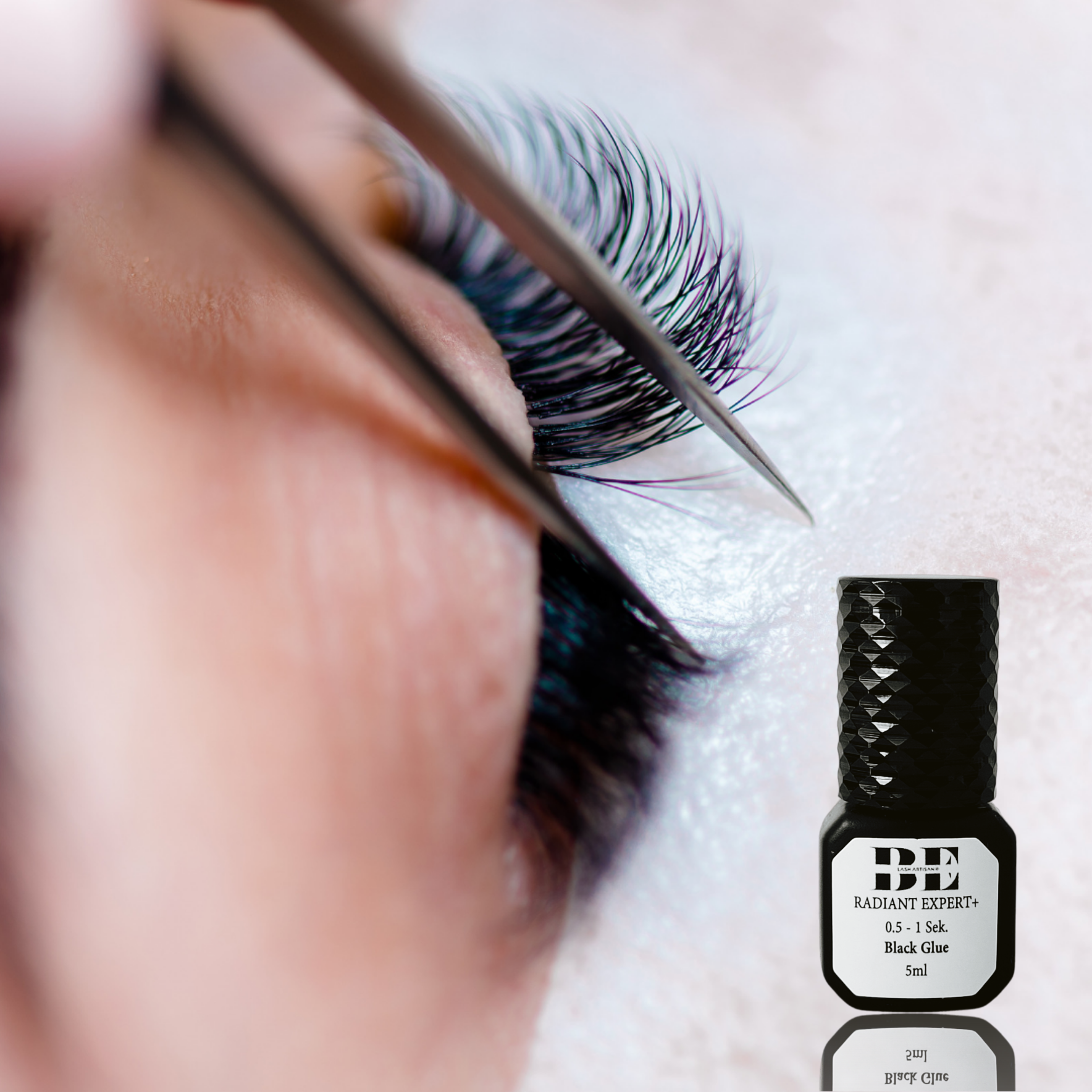 0,5 -1 s | SUPER FAST - Radiant Expert+ Colle pour cils