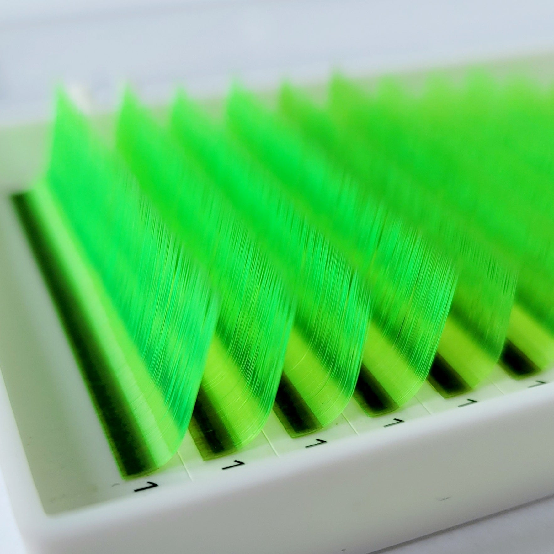 Neon Grün - Farbige Wimpern 0.07